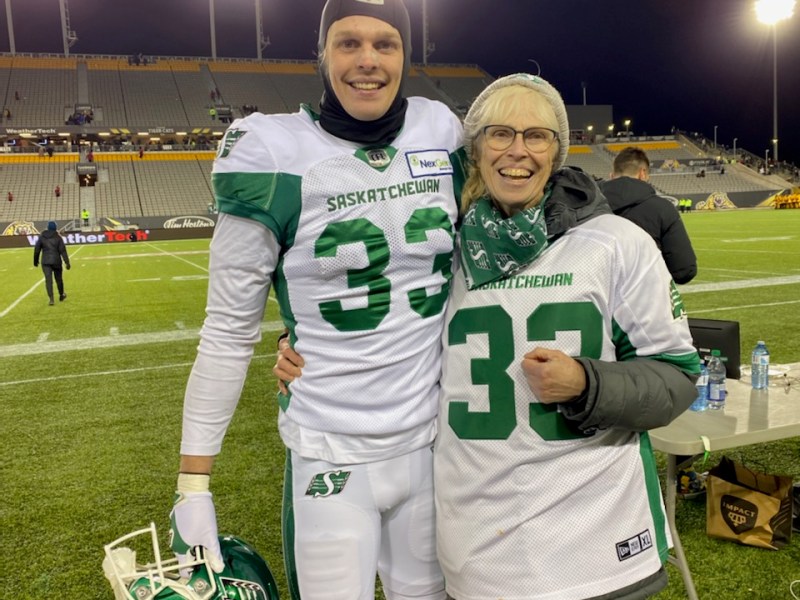 ‘Super mom’ cheers on Beijing Olympian, Jay Dearborn, at home in&nbsp;Yarker